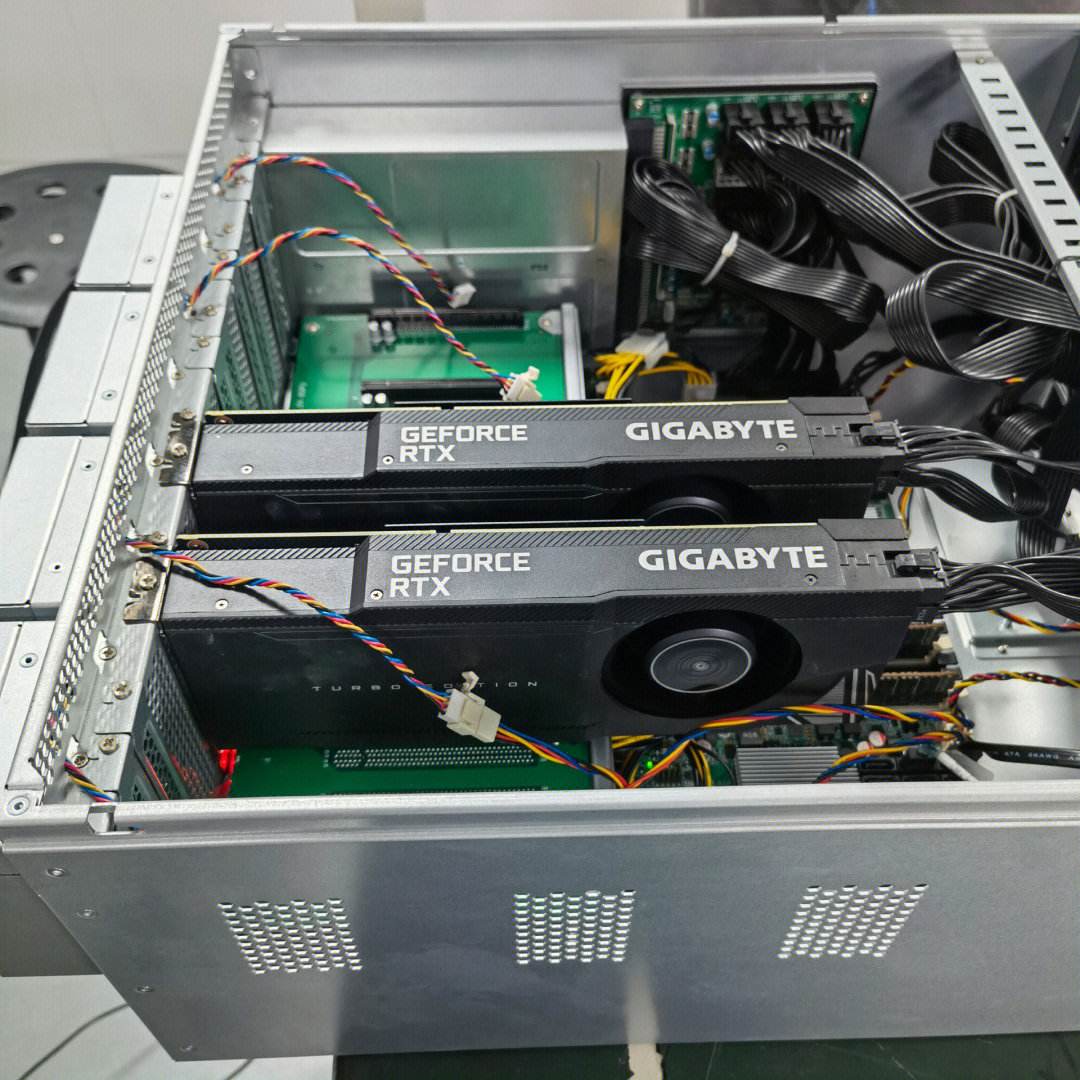 国产服务器定制化